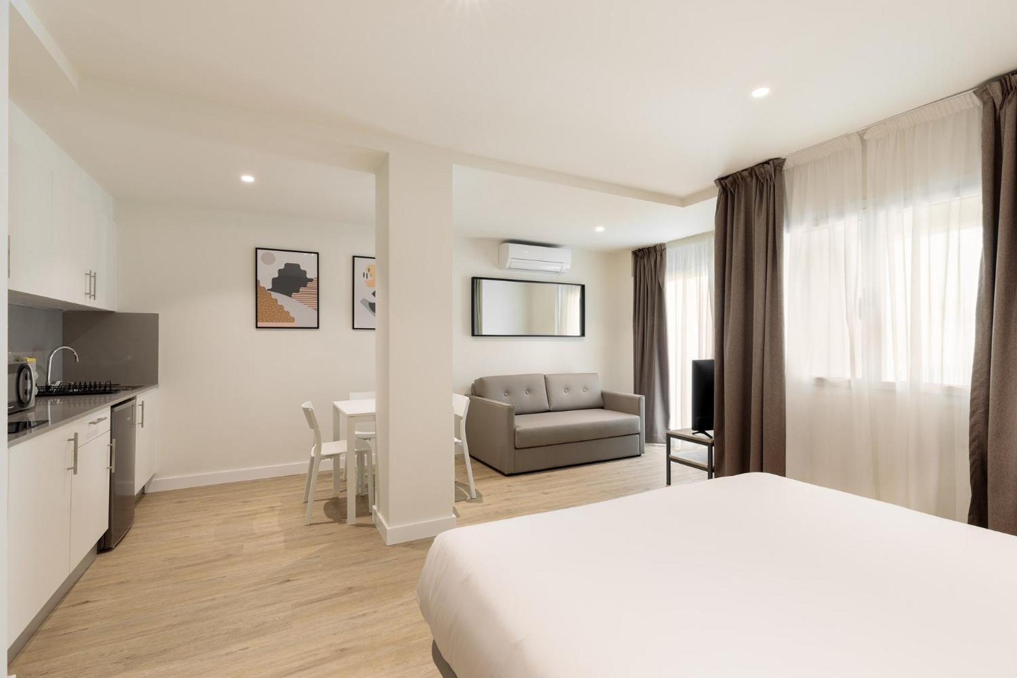 Aparthotel Xic Platja d'Aro Esterno foto
